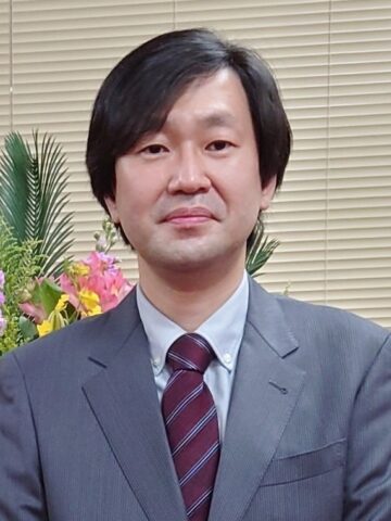 野際 大介